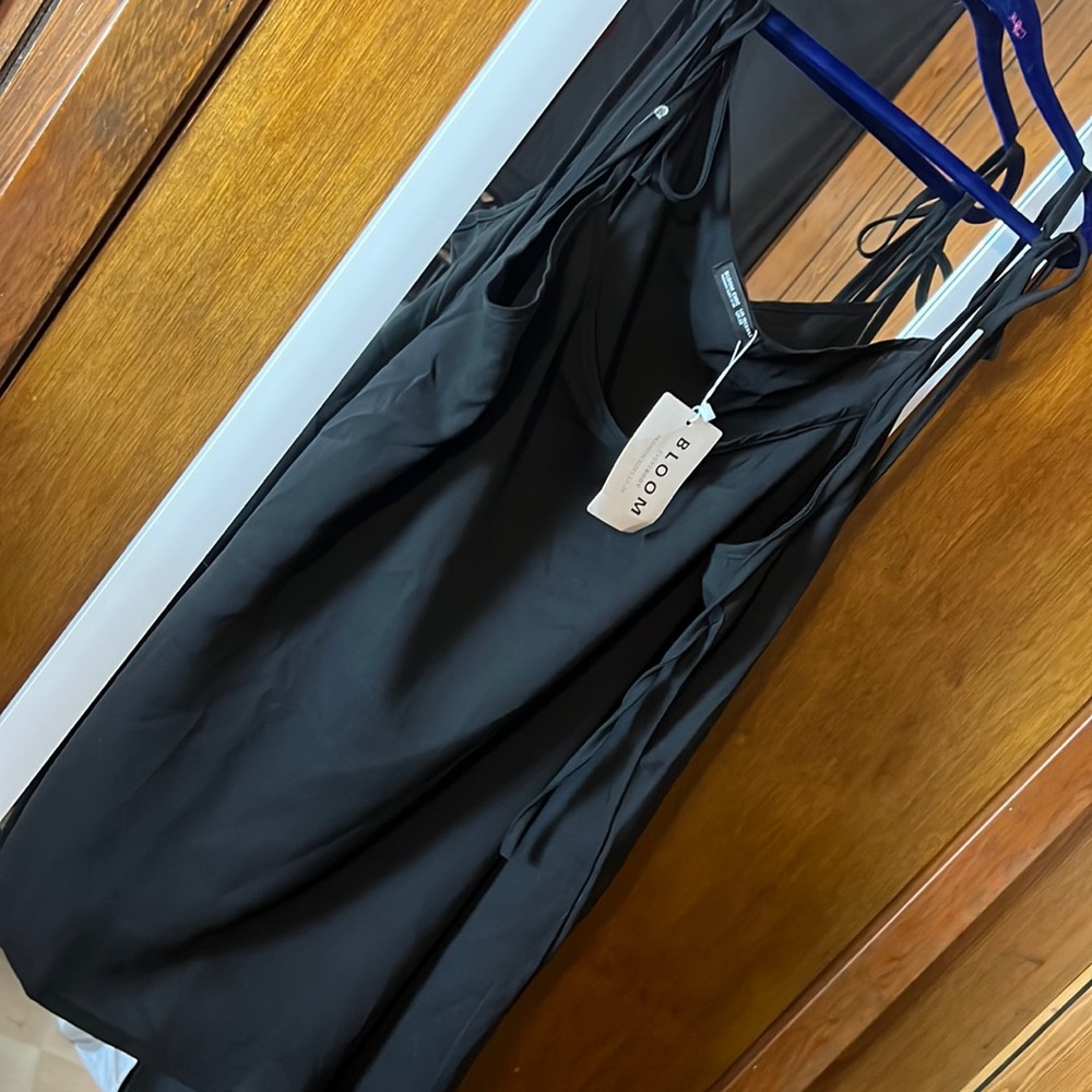 BloomChic 2X black tank NWT